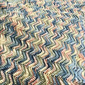 Crochet Granny Zig Zag Blanket Throw Pastel Colors Spring Chevron 95x108